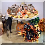 D92. Autumn and Halloween decorations.